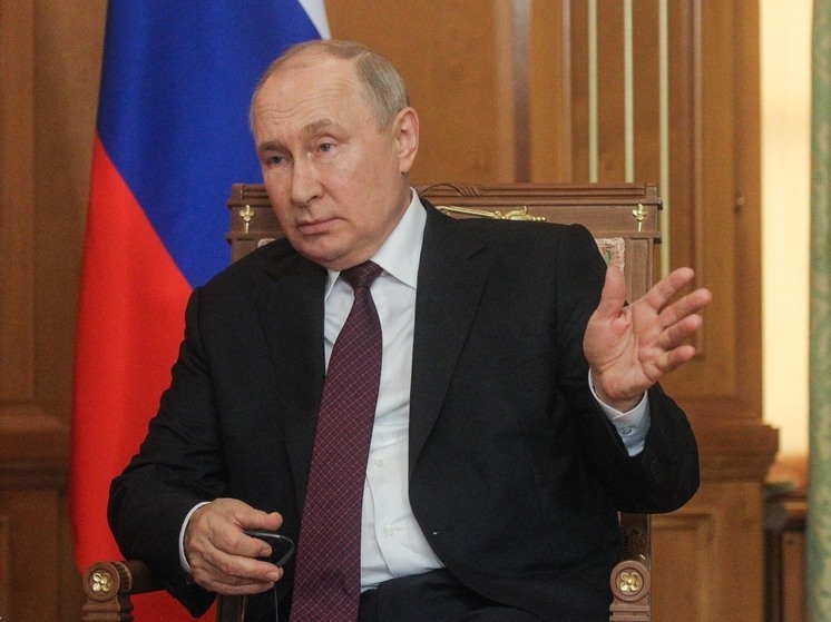 Владимир Путин кандай шартта Украина менен сүйлөшүүлөр жүрөрүн айтты