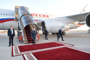 В. Путин Кыргызстанга келди