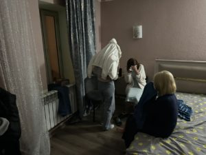 Бишкекте массаж салонуна жамынган сойкукана аныкталды