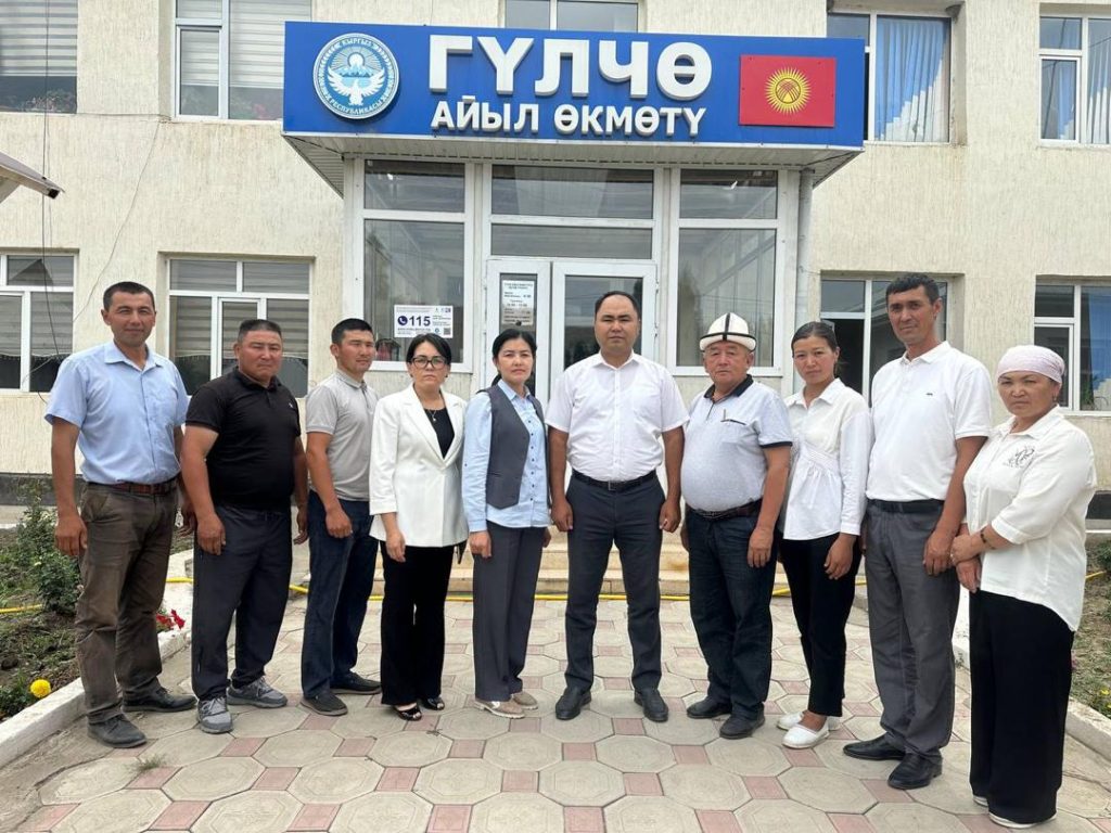 Гүлчө айыл өкмөтүнүн башчысы Нурсултан Тажибаев: “Максатым-элимдин жашоо шартын жакшыртуу”